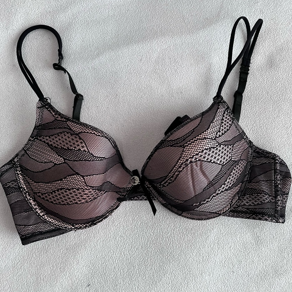 LACE PADDED BRA